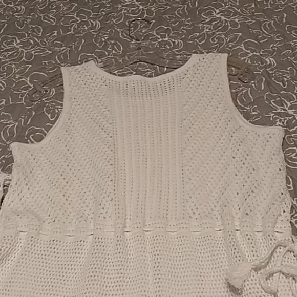 Dress - Picture 5 of 16